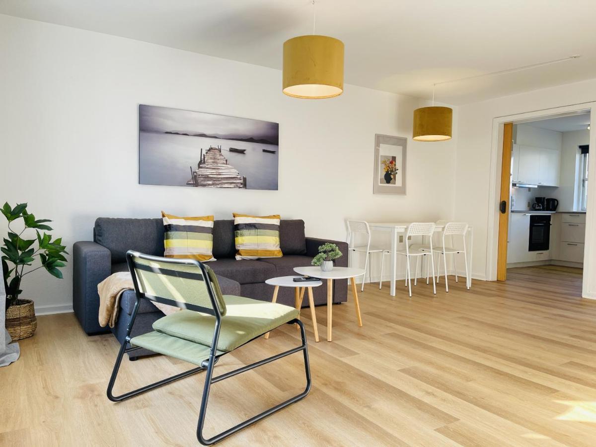 Aday - Central Terrace Apartment In Hjorring Ngoại thất bức ảnh